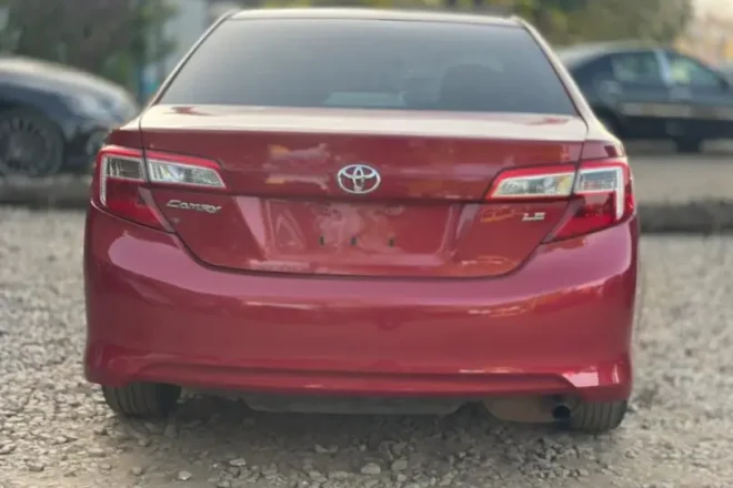 2013 Foreign Used Toyota Camry LE