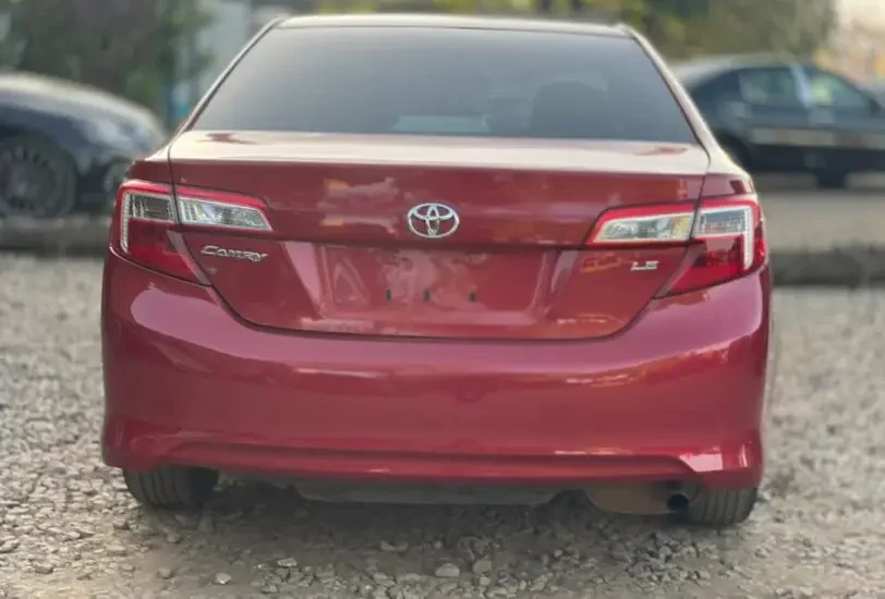 2013 Foreign Used Toyota Camry LE