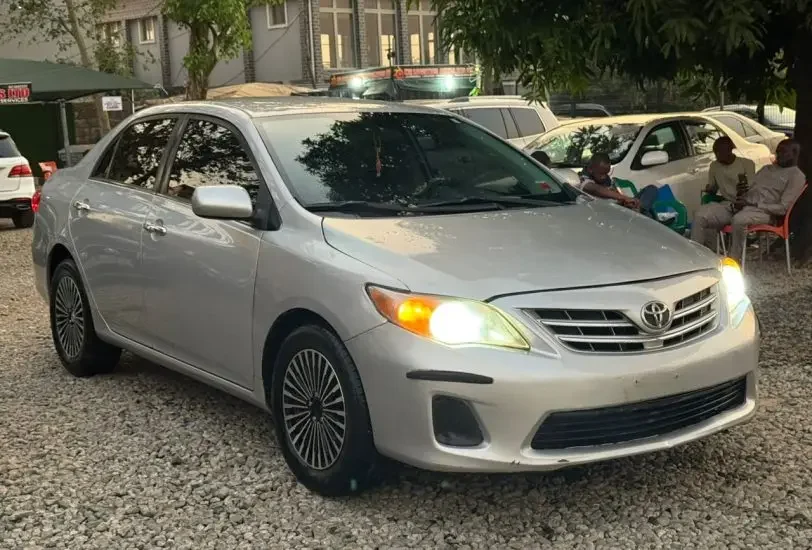 2013 Local Used Toyota Corolla LE